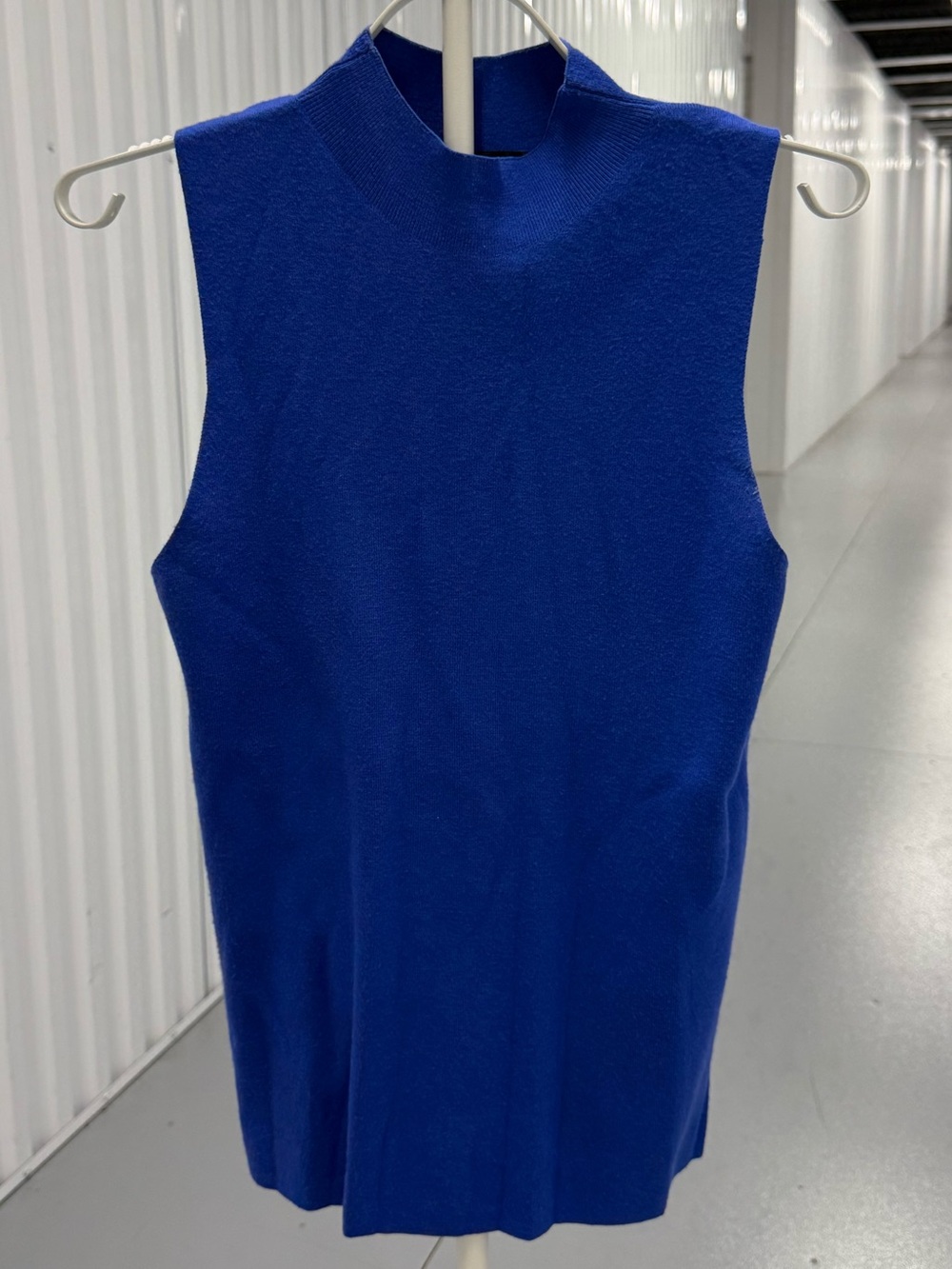 Ann Taylor Sleeveless Mock Neck Tank - Royal Blue